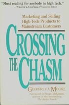  Achetez le livre d'occasion Crossing the Chasm : Marketing and Selling High-Tech Products to Mainstream Customers sur Livrenpoche.com 