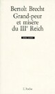 Achetez le livre d'occasion Grand-peur et misère du IIIe Reich de Bertolt Brecht sur Livrenpoche.com 