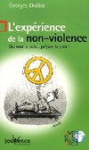  Achetez le livre d'occasion L'expérience de la non-violence sur Livrenpoche.com 