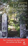  Achetez le livre d'occasion Le jardin de l'oubli sur Livrenpoche.com 