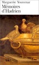  Achetez le livre d'occasion Mémoires d'Hadrien de Marguerite Yourcenar sur Livrenpoche.com 