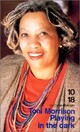  Achetez le livre d'occasion Playing in the dark de Toni Morrison sur Livrenpoche.com 