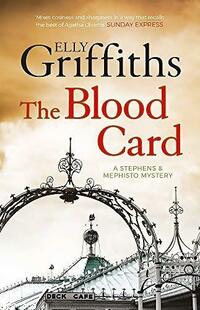  Achetez le livre d'occasion The blood card de Elly Griffiths sur Livrenpoche.com 