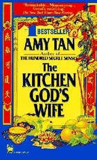  Achetez le livre d'occasion The kitchen god's wife sur Livrenpoche.com 