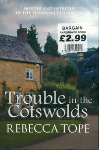  Achetez le livre d'occasion Trouble in the cotswolds de Rebecca Tope sur Livrenpoche.com 