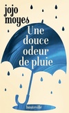  Achetez le livre d'occasion Une douce odeur de pluie sur Livrenpoche.com 